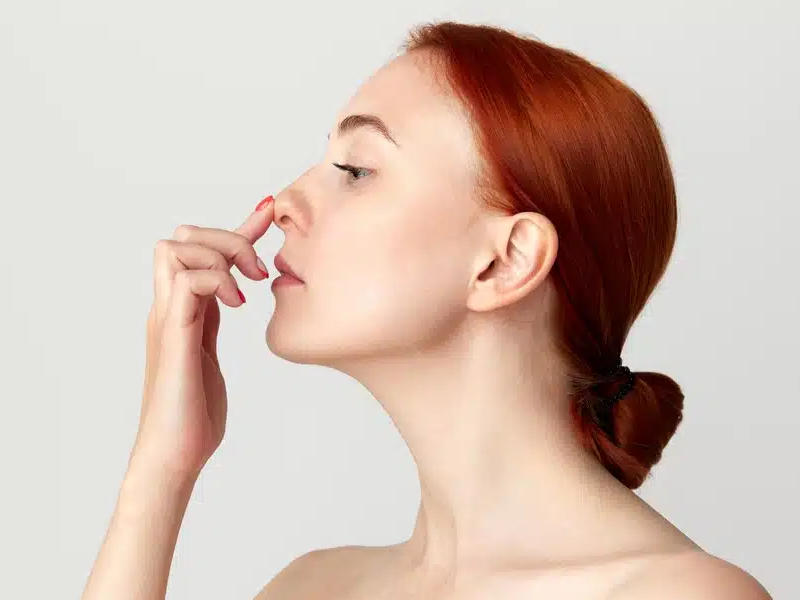 ورم بینی بعد از عمل رینوپلاستی چیست؟